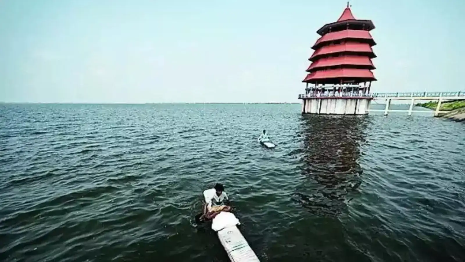 செம்பரம்பாக்கம் ஏரி வினாடிக்கு 100 கன அடி திறப்பு 