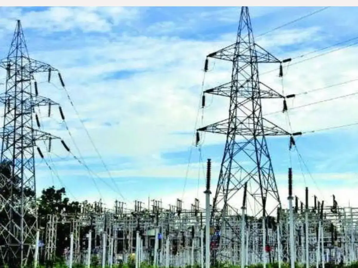 மின்சார விநியோகத்தில் வரலாறு காணாத சாதனை... அதிகாரிகளை வாழ்த்தி தள்ளிய முதல்வர்! 