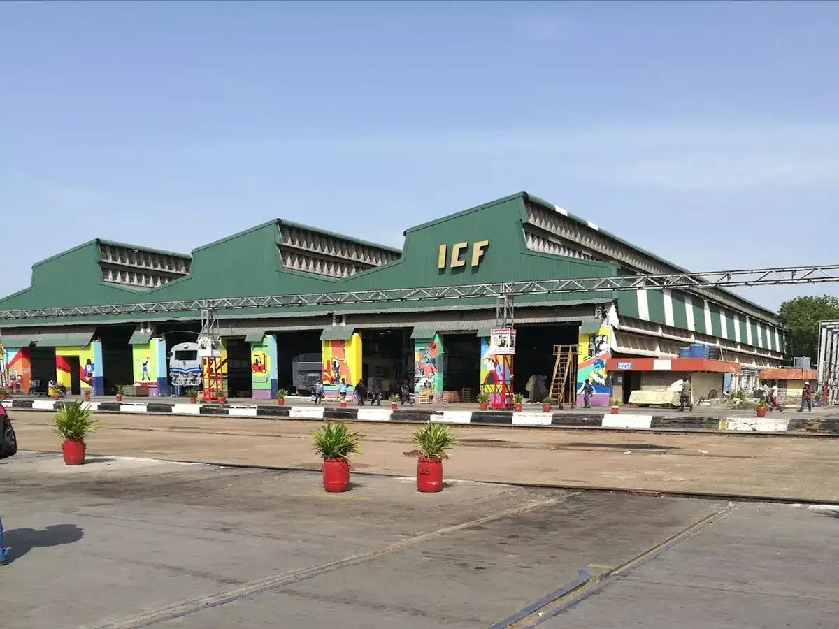 இந்தியாவின் முதல் நவீன ரயில்... சென்னை ஐசிஎஃப் படைத்த சாதனை! 