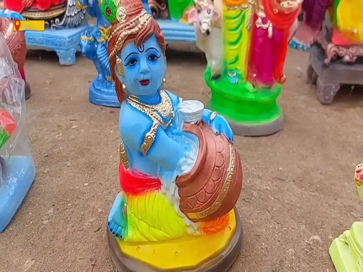 கிருஷ்ண ஜெயந்தி 2023: மதுரை மக்களின் வீடுகளை அலங்கரிக்கும் கிருஷ்ணர் பொம்மைகள்.. களைகட்டும் விற்பனை! 