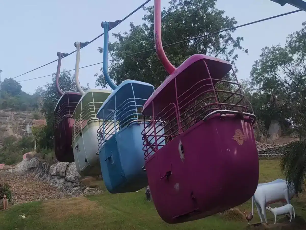 பழனி மலையில் 50 நாட்களுக்கு பிறகு ரோப் கார் சேவை துவக்கம்! பக்தர்கள் மகிழ்ச்சி! 