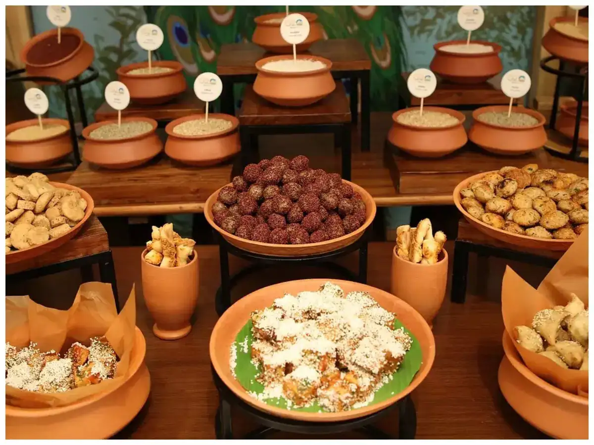 ஜி 20 மாநாடு: தினை தாலி.. மசாலா தோசை... தால்பாடி சுர்மா.. தங்கத்தட்டில் பரிமாறப்படும் பாரம்பரிய சைவ உணவுகள்! 