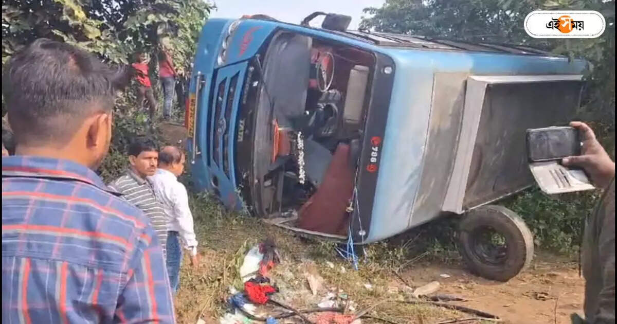 Jhargram Accident : উলটে গেল বাস, ভয়ঙ্কর দুর্ঘটনা রাজ্যে! প্রাণে বাঁচতে হাহাকার যাত্রীদের – jhragram area fatal bus accident at lalgarh police station area several passengers injured