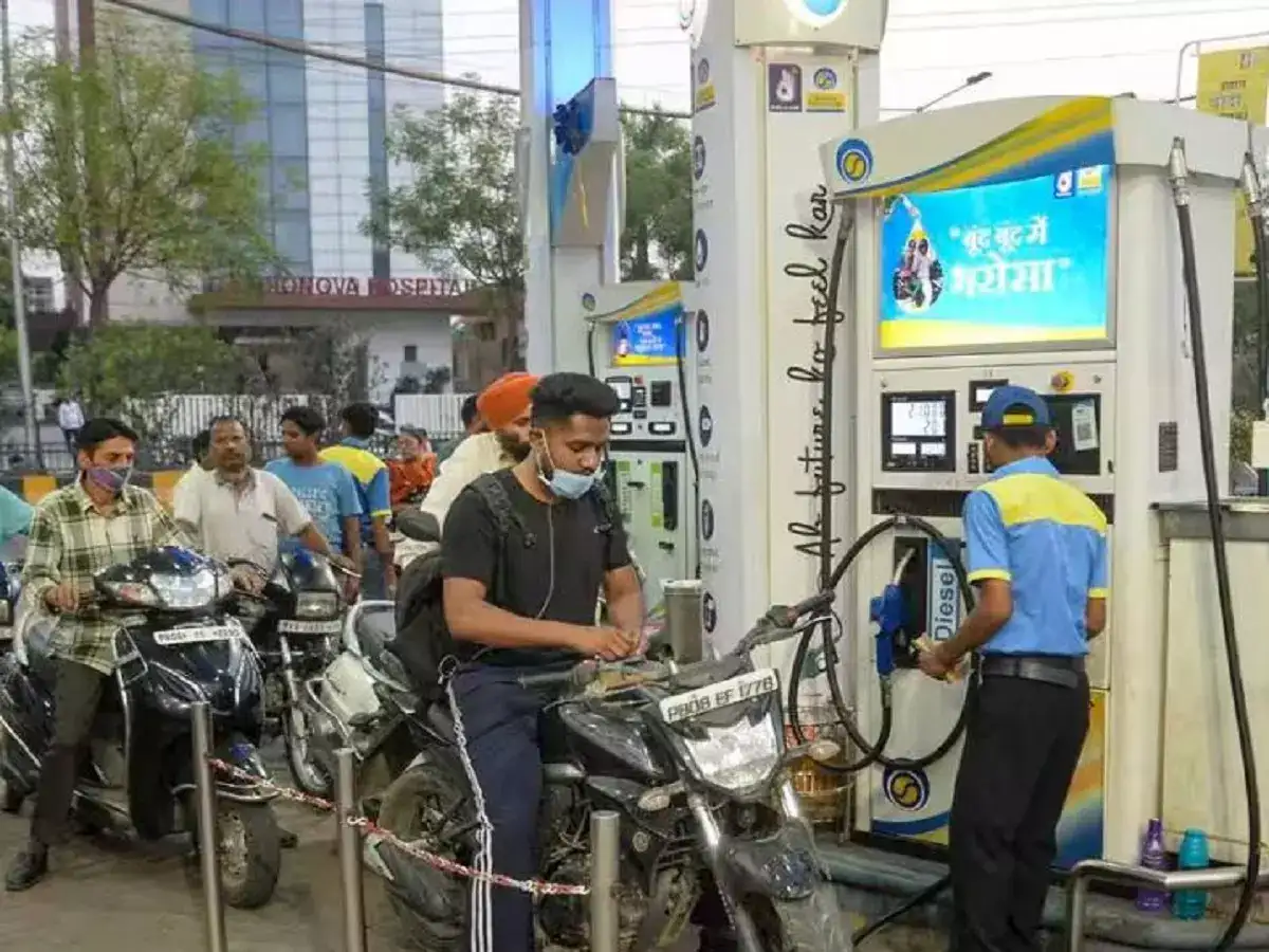 அப்படியே இருக்கும் பெட்ரோல் - டீசல்.. வாகன ஓட்டிகள் கவனத்துக்கு! 
