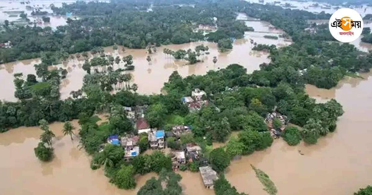 Flood In West Bengal,জল কিছুটা নামলেও চিন্তা বাড়াচ্ছে নিম্নচাপ-সমাচার – flood situation in west bengal improved to some extent panic is increasing due low pressure rain again