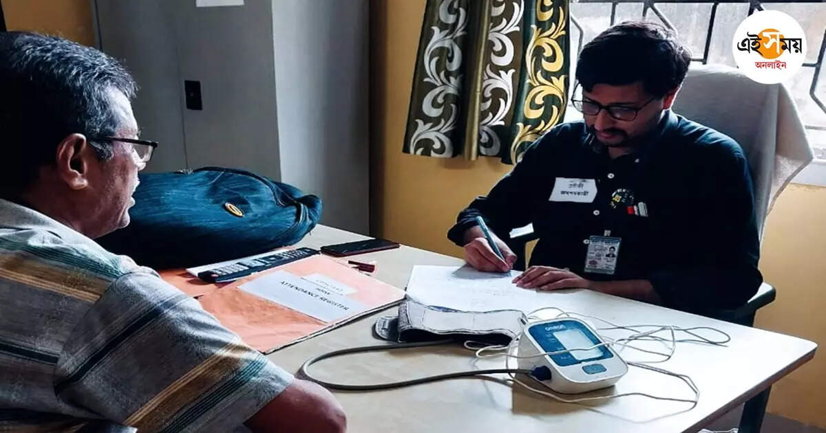 Kolkata Municipal Corporation,তপোব্রত রায়কে আটকের ঘটনায় ‘চুপ’ পুরসভা, প্রতীকী অনশনে এ বার KMC-র চিকিৎসকরা – kolkata municipal corporation doctors are doing symbolic hunger strike in support of tapabrata roy