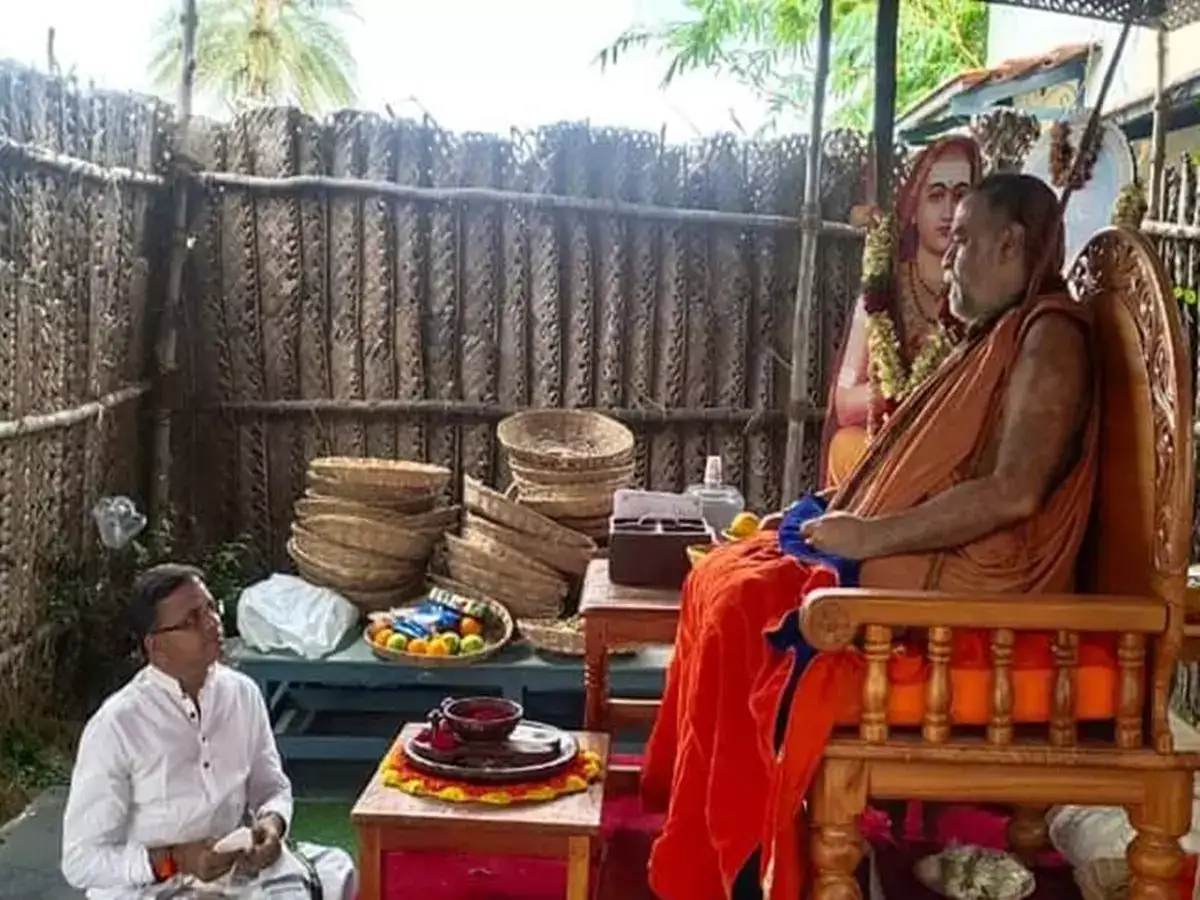 Kt Raghavan Vijayendra Saraswati,காஞ்சி மடாதிபதியை சந்தித்த கே.டி ...