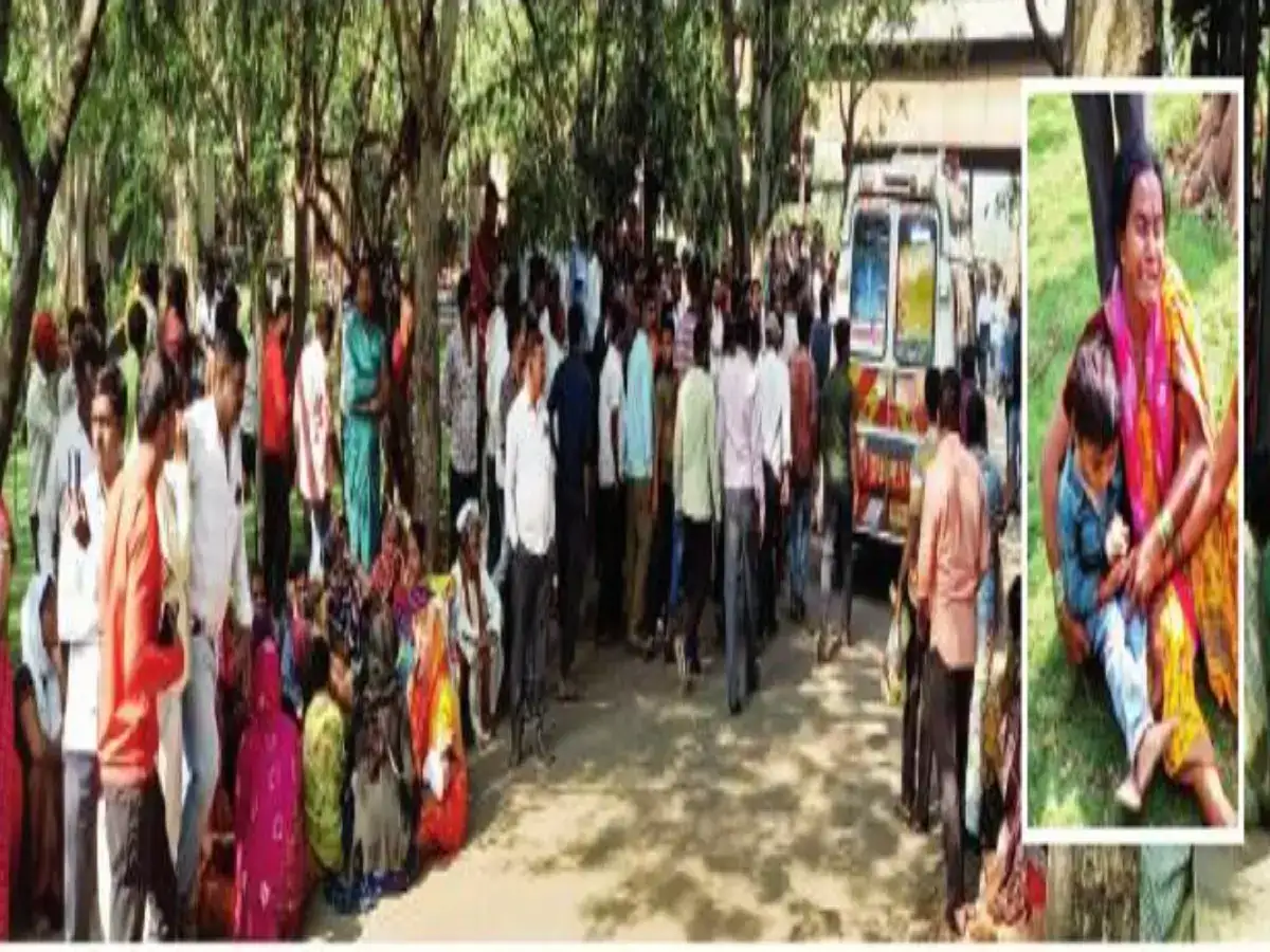 स्मशानभूमीही गहिवरली! तळवाडे कंपनी स्फोटातील ६ जणींची सरणं एकाशेजारी एक, अंत्यसंस्कारावेळी कुटुंबीयांचा टाहो स्मशानभूमीही गहिवरली! तळवाडे कंपनी स्फोटातील ६ जणींची सरणं एकाशेजारी एक, अंत्यसंस्कारावेळी कुटुंबीयांचा टाहो