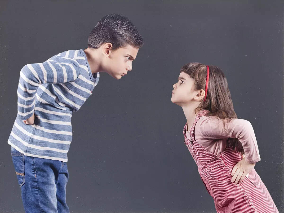 Ways To Grow Bond Between Siblings,भाई-बहन के रोज-रोज के झगड़ों से थक गए  हैं पैरेंट्स, इन 5 तरीकों से बढ़ा सकते हैं प्‍यार - ways or tricks to grow  bond and love