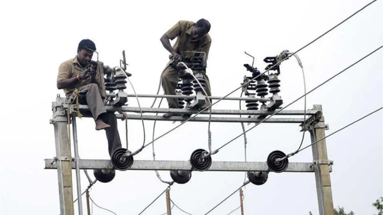 தேசிய தொழிற் சான்றிதழ் மற்றும் மின் கம்பியாள் உதவியாளர் தேர்விற்கு விண்ணப்பிக்கலாம் - வேலைவாய்ப்பு துறை அறிவிப்பு 