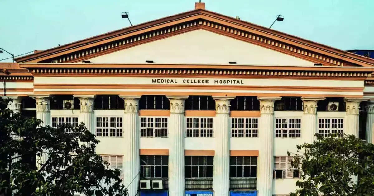 Medical College : পরিষেবা বাড়াতে বাংলায় নয়া ৪ মেডিক্যাল কলেজ, শীঘ্রই আবেদন কেন্দ্রের কাছে – the state government wants to open four more new medical colleges to meet the shortage of doctors and medical services