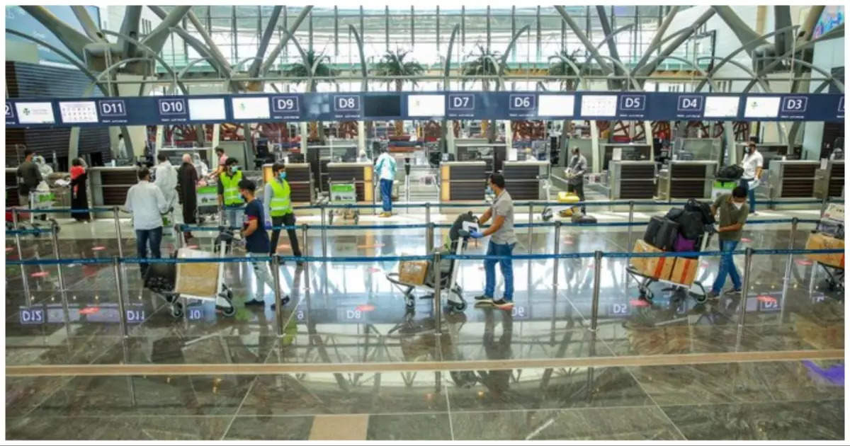 Malfunction of E-gates;  Passengers wait for hours at Muscat airport
