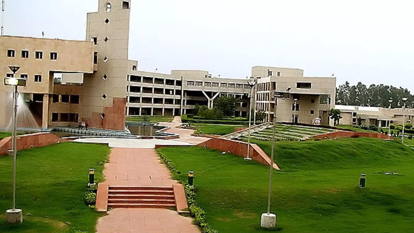 DTU Recruitment 2024: Many vacancies for apprentices have come out in Delhi Technological University, send the form here