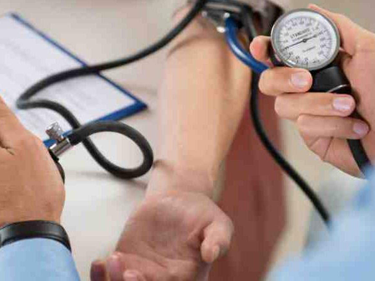 high blood pressure symptoms in hindi