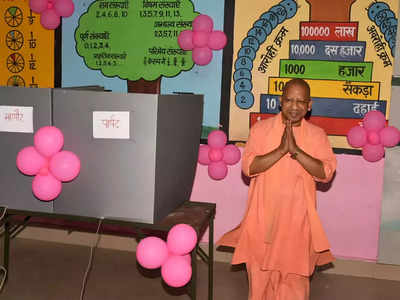 UP Nikay Chunav: योगी आदित्यनाथ की अपील भी नहीं काम आई, गोरखपुर में सिर्फ 36 फीसदी लोगों ने डाले वोट