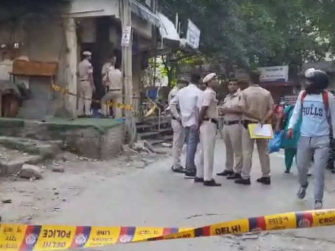 ​दिल्ली के हुक्का बार में 17 साल के युवक की गोली मारकर हत्या​