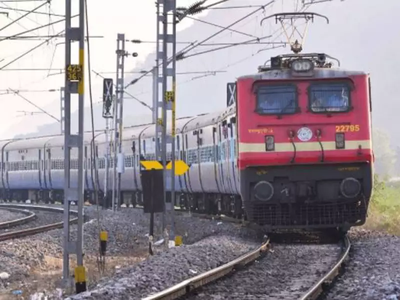 रेल्वे प्रवाशांसाठी महत्वाची बातमी! आज नागपूर-मुंबई प्रवास करताय का? मध्य रेल्वेकडून वेळापत्रकात बदल