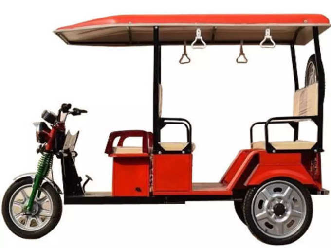 Mayuri Deluxe Electric Rickshaw
