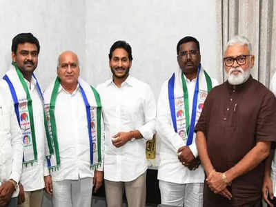 వైసీపీలోకి మాజీ ఎమ్మెల్యే.. సీఎం జగన్ సమక్షంలో చేరిక