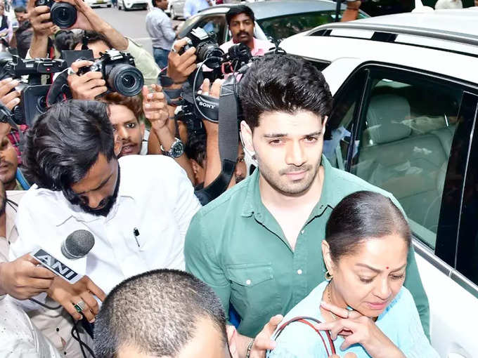 sooraj-pancholi-court