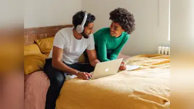 Benefits Of Watching Porn,Porn watching couple : ஜோடியா ...