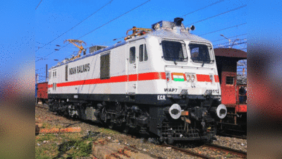Indian Railways: ট্রেনের টিকিট এবার পুরোপুরি ডিজিটাল! হাওড়া-সহ পাঁচ জায়গায় প্রেস বন্ধ করছে রেল