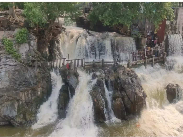 hogenakkal falls