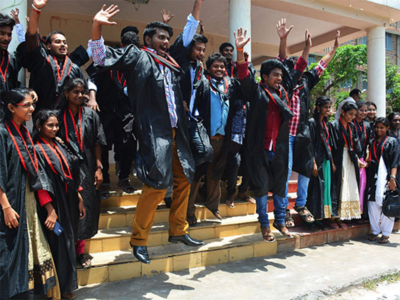 Top 10 Engineering Colleges in Tamilnadu : தமிழ்நாட்டில் சிறந்த டாப் 10 பொறியியல் கல்லூரிகள் லிஸ்ட்..