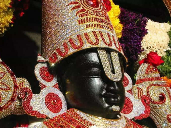 ​பக்தர்கள் காத்திருப்பு