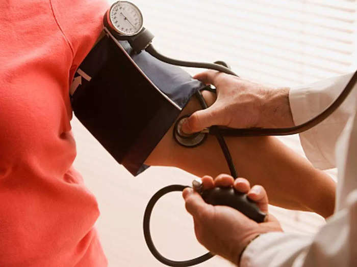 Low Blood Pressure Remedies : குறைந்த ரத்த அழுத்தத்துக்கு சாப்பிட வேண்டிய உணவுகள்!