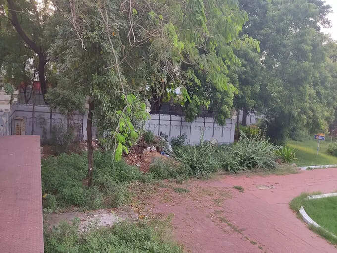 பார்வையாளர்கள் முன்வைக்கும் கோரிக்கை