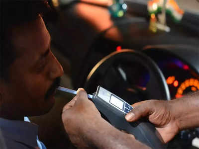 Traffic Police: మందుబాబులకు షాకింగ్ న్యూస్..  ఇక నుంచి అర్థరాత్రి 3 గంటల వరకు డ్రంకన్ డ్రైవ్ టెస్టులు