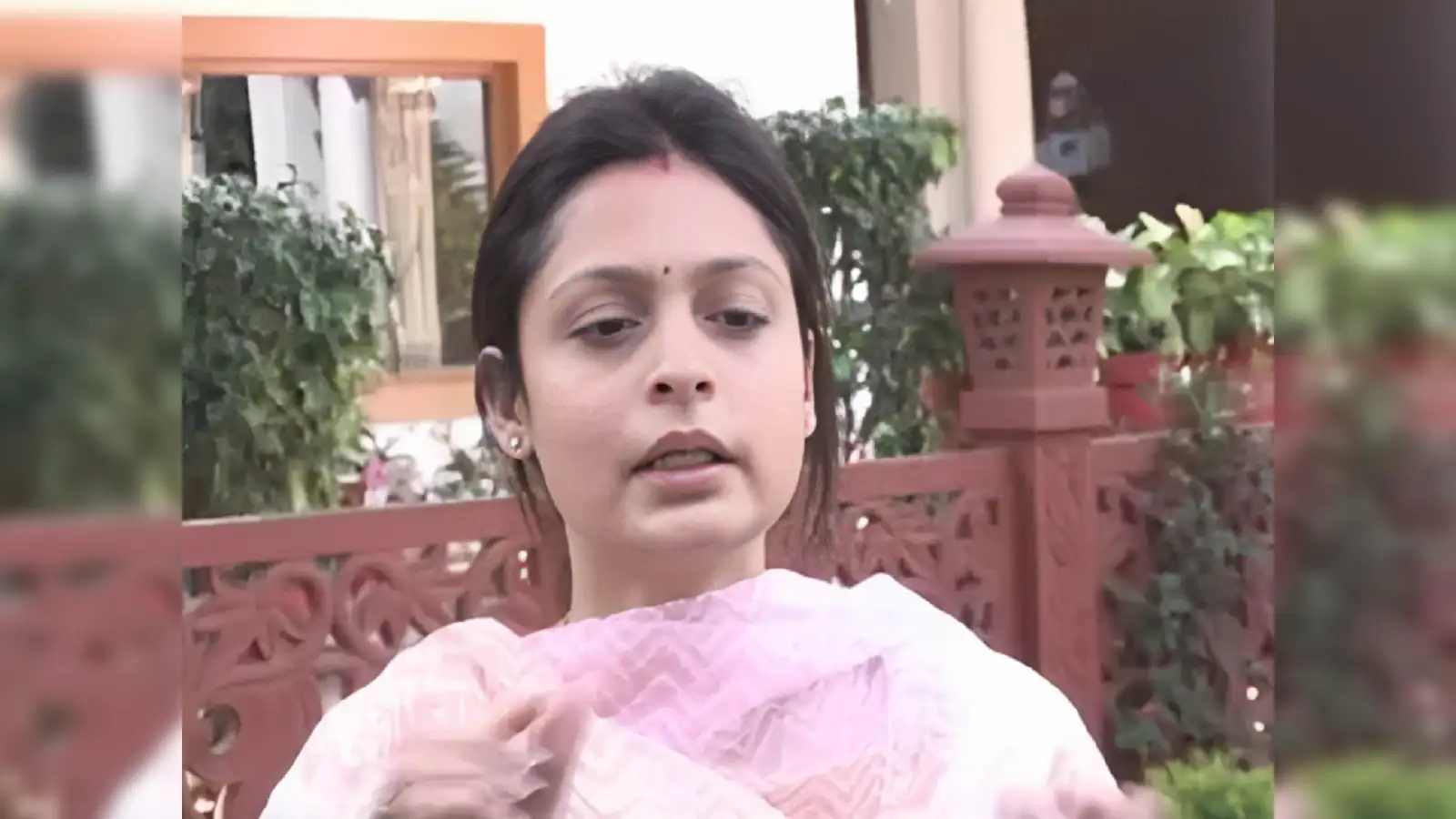 Adhrija Manjari Singh granddaughter of former Prime Minister Vishwanath  Pratap Singh accused husband Arkesh and in laws of domestic violence  Uttarakhand DGP ordered an inquiry - पूर्व प्रधानमंत्री विश्वनाथ प्रताप सिंह  ...