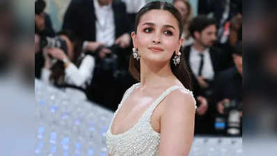 ये आलिया भट्ट दीपिका पादुकोण की नकल क्यों करती हैं?, वीडियो देख  Alia Bhatt से लोग पूछ रहे एक ही सवाल