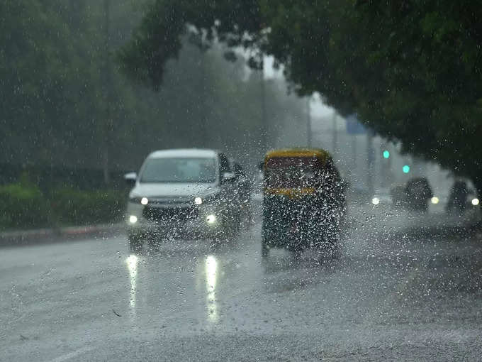 दिल्ली में कब होगी बारिश?