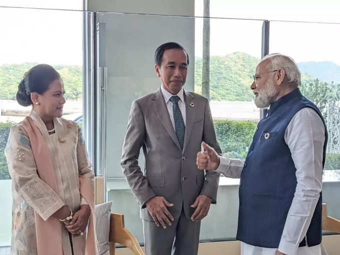इंडोनेशिया के राष्ट्रपति से मिले मोदी