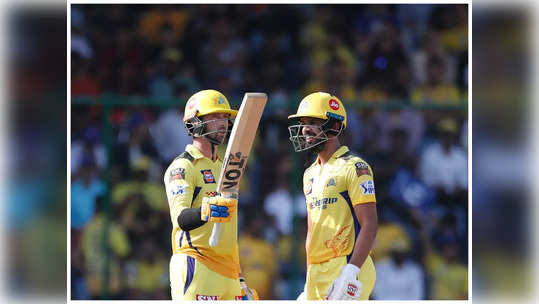 CSK ఓపెనర్లు వీరబాదుడు.. ఢిల్లీ టార్గెట్ 224 