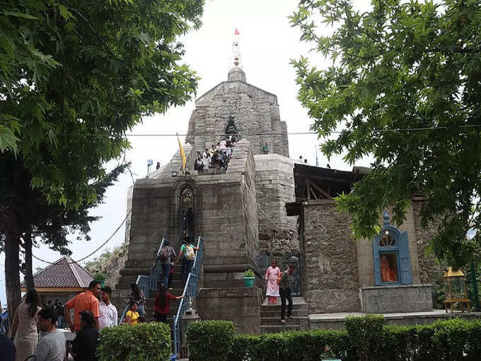 ​<strong>शंकराचार्य मंदिर के भी करें दर्शन </strong>​