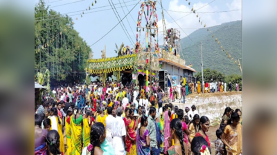 தர்மபுரி; 300 ஆண்டுகள் பழமை வாய்ந்த ஸ்ரீ மாரியம்மன் கோவில் கும்பாபிஷேகம்!