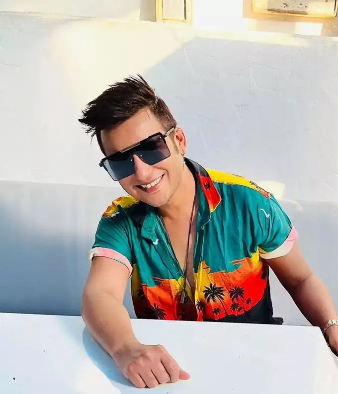 actor aditya singh rajput