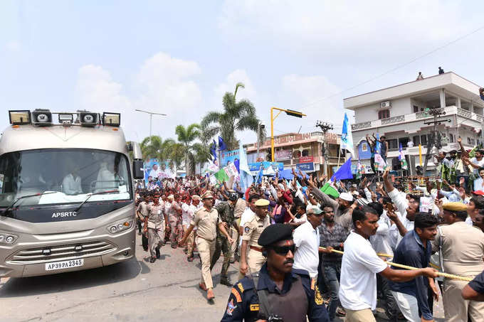 మచిలీపట్నంలో సీఎం జగన్ పర్యటన