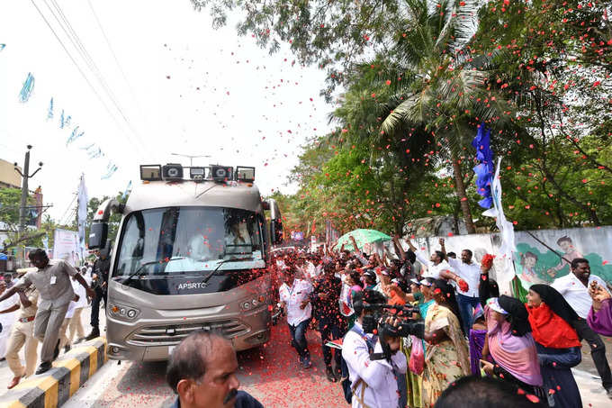 మచిలీపట్నంలో సీఎం జగన్ పర్యటన