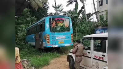 തിരുവനന്തപുരത്ത് നിർത്തിയിട്ട ബസിനുള്ളിൽ മൃതദേഹം; പുറത്തെടുത്തത് സീറ്റുകൾ മുറിച്ച്