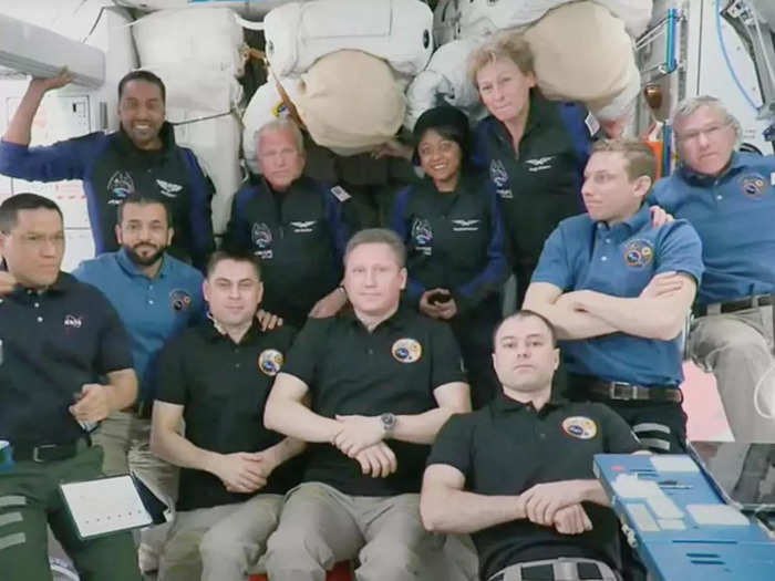 Saudi Astronauts Barnawi and AlQarni Arrive at ISS