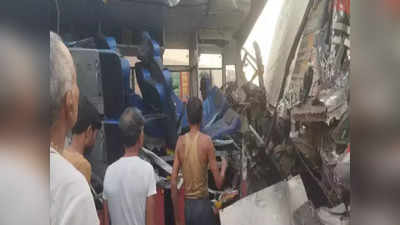 Bus-Container Accident: आमचा अपघात झालाय; नातवाची आजोबांना फोनवरुन आर्त हाक; मामाच्या लग्नाला जाताना अनर्थ