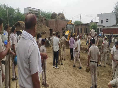Bulldozer Action In Haryana: योगी मोड में हरियाणा सरकार, पलवल में कुख्यात अपराधी की संपत्ति पर चला बुलडोजर