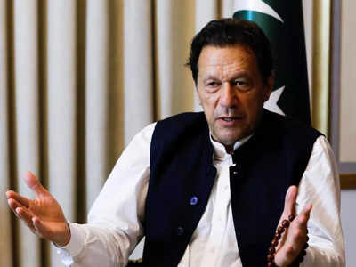 जनरल असीम मुनीर के पलटवार से खत्म होने की कगार पर PTI, पाकिस्तान में इमरान खान के राजनीतिक करियर का अंत ?