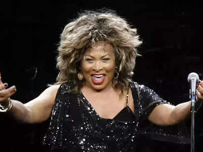 Tina Turner Dies: पॉपुलर रॉक एंड रोल क्वीन और सिंगर टीना टर्नर का निधन, निजी जिंदगी झेला था खूब टॉर्चर