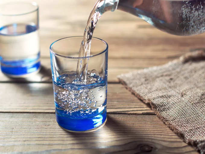 I want to drink 8 glasses of water every day I want to drink 8 glasses of water every day