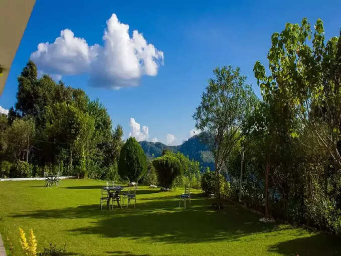 ভাড়া গাড়িতে সেল্ফ ড্রাইভিং